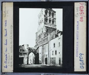 La Charité-sur-Loire, Notre-Dame : Westturm, Blick von Südwest