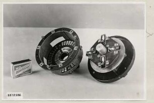 Bauelemente (Regler), ohne nähere Bezeichnung, Foto 1955