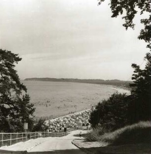 Sellin. Blick über den Südstrand zum Nordperd