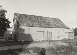 Mobschatz-Podemus, Podemuser Ring 2. Bauernhof. Scheune (bez. 1864)