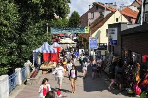 Touristisches Zentrum in Masuren : Die Stadt ist der touristische Mittelpunkt Masurens mit moderner Infrastruktur im Zentrum. Aufgenommen am 11. Juli 2009 in Mikolajki (Nikolaiken)
