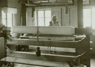 Hausweber am Handwebstuhl, Eibau, 1938