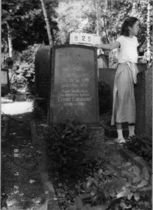 Grabstein 825