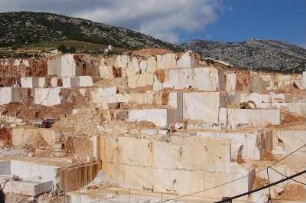 Insel Sardinien - Marmorsteinbruch : Marmorsteinbruch bei Orosei, aufgenommen 2006 auf Sardinien