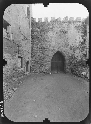 Ranis. Burg (Erwähnung 1199, 13./14. Jh.). Tor