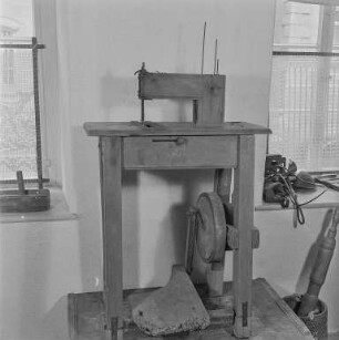 Innenraum mit Nähmaschine : Obelausitz. Museum, Nähmaschine