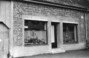 Freiburg; Littenweiler: Laden Alemannenstraße