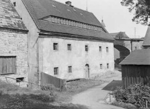 Seifhennersdorf, Mittelmühle : Seifhennersdorf. Mittelmühle, Mittelmühlenweg 2. Eingangsseite