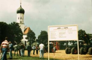 Fotografie: Informationstechnik, Landwirtschaftliches BUS-System (LBS), Globales Positionierungssystem (GNSS)