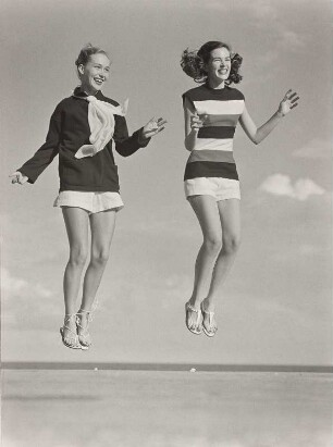 Modeaufnahme, Modelle Eunice Sherman und Theo Graham (Mademoiselle)