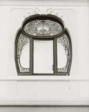 Markneukirchen, Villa Merz : Markneukirchen (Vogtlandkreis), Villa Merz, Adorfer Straße 38, 1902, Voetsch, Meier, Fenster, Erdgeschoss