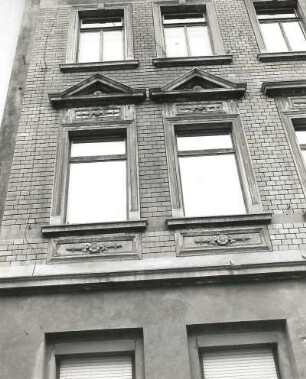 Wurzen, Walter-Rathenau-Straße 40. Wohnhaus (1870/1880). Obergeschossfenster