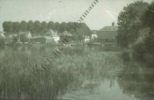 Herrenteich, dahinter Claudius-Mühle