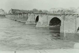 Dresden, Augustusbrücke