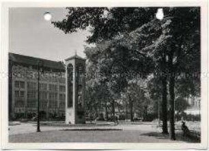 Berlin, Dönhoffplatz