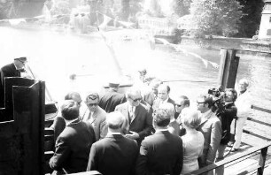 22. Tagung 1972 Mediziner; Bad Schachen: Willy Brandt auf dem Steg