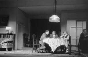Szenenbilder aus "Das rote Halstuch" von S. Michalkow mit H.-Edgar Stecher, S. Menzel, Ch. Stenschke, E. Friedrichson, Theater der Freundschaft 29.04.1952