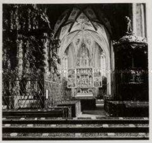 St. Wolfgang im Salzkammergut, Kircheninneres mit Blick auf den Altar von Michael Pacher
