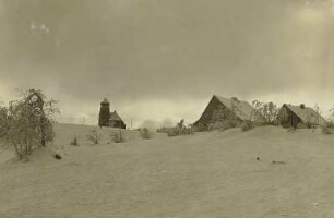 Zinnwald-Georgenfeld : Zinnwald-Georgenfeld (Kreis Dippoldiswalde). Blick zur Evangelischen Pfarrkirche und Wohnhäusern im Winter von N orden