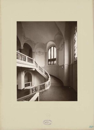 Amtsgericht, Berlin-Neukölln: Innenansicht Treppenhaus