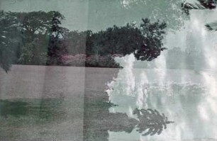 Vermutlich Lateinamerika. Landschaftsaufnahme. Dia beschädigt (Doppelbelichtung)