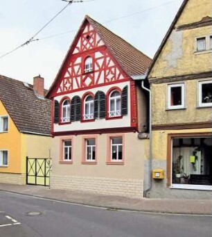 Oestrich-Winkel, Hauptstraße 120