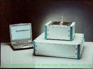 Bauteile einer technischen Apparatur der Firma CONTHERM im Institut für Materialforschung (IMF)