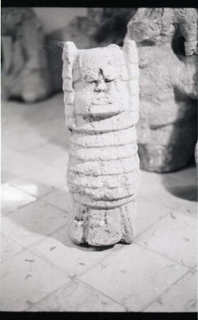 Unknown Provenance, Atlantean Figure (PNK: KHM 4 - 123)