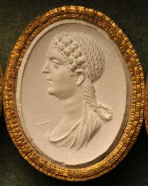 Profilbildnis der Julia Agrippina (Daktyliothek, Zweites Historisches Tausend)