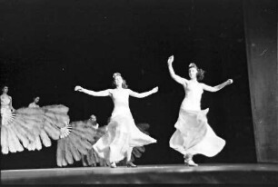 Wintergarten: Aurette Sisters (paralell Girls)