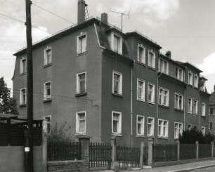 Radebeul, Wiesenstraße 2/4. Doppelwohnhaus (um 1900)