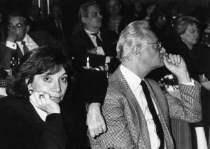 Oktober 1988, Ephraim Kishon und seine Frau Sarah während einer Veranstaltung zur Buchmesse in Frankfurt