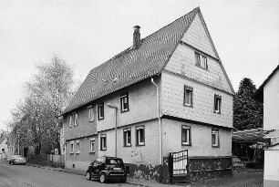 Wohnhaus; Oberursel, Burgstraße 17, Burgstraße 19