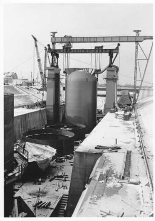 Baustelle Schiffshebewerk Henrichenburg, Schwimmer West