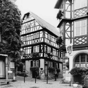 Gasthaus ''Zum Schwanen''; Heppenheim, Kirchengasse 1