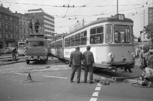 Zusammenstoß einer Straßenbahn mit einem LKW am Durlacher Tor