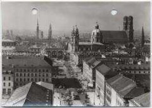 München, Ludwigstraße, Feldherrnhalle und Stiftskirche St. Kajetan (Theatinerkirche)