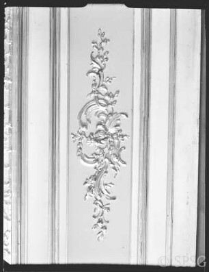 Potsdam, Neues Palais, Wohnung Friedrich II., Arbeitszimmer, R.:210, Ornament der Südwand.