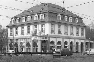 Eröffnung von Hotel, Pilsstube und "Café am Tiergarten" am Bahnhofplatz 6
