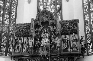 Kenzingen: Stadtpfarrkirche St. Laurentius; Altar