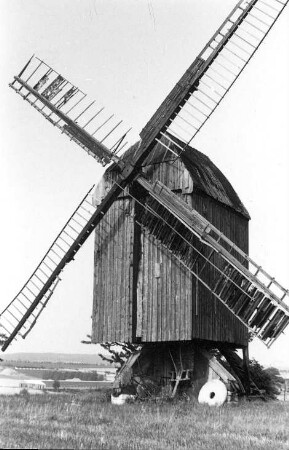 Danstedt. Mühle Ostermann oder Mühle Kampe, Bockmühle, Baujahr 1817, nach Brand 1835 Wiederaufbau