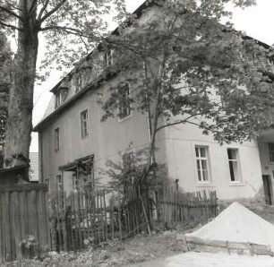 Unterlauterbach. Ehemaliges Herrenhaus (16. Jahrhundert). Eckansicht