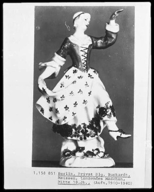 Tanzendes Mädchen