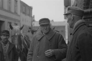 Stralsund? Zwei Männer im Gespräch