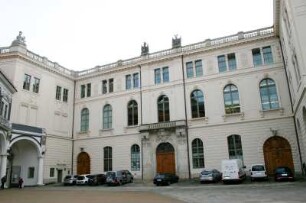 Dresden: Johanneum (vormals Stallgebäude, heute Verkehrsmuseum)