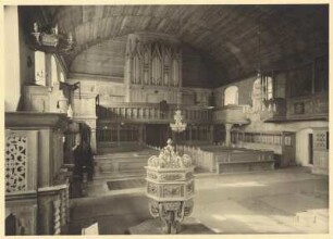 Bergkirche Oberneuschönberg. Inneres zur Poppe-Orgel (1876) : Olbernhau-Oberneuschönberg, Dorfkirche (1692-1694; C. Schupp, G. Creer). Inneres mit Taufe (um 1660) zur Westempore mit zweimanualiger Orgel II/21 (1876; A. und E. Poppe)