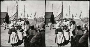 Les Sables-d'Olonne. Fischverkäufer/innen am Hafen