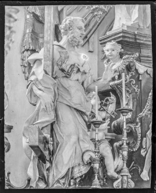Basilika, Figur am Hochaltar