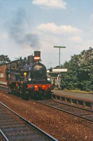 750-Jahr-Feier: Bahnhof: historische Dampflok