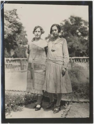 Frau Direktor und ihre Schwester. Lagunillas